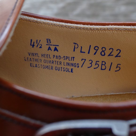 Vintage Buster Brown Boy's Leather Cognac Slide on Shoes with Buckle Size 4.5 - Picture 11 of 14